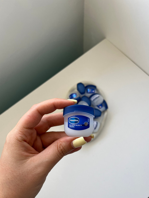 بالم لب وازلین